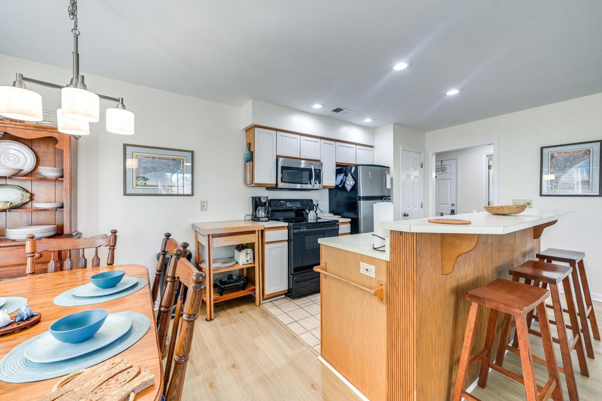First-Floor Condo Less Than 1 Mi To Sunset Beach Access! Exterior photo